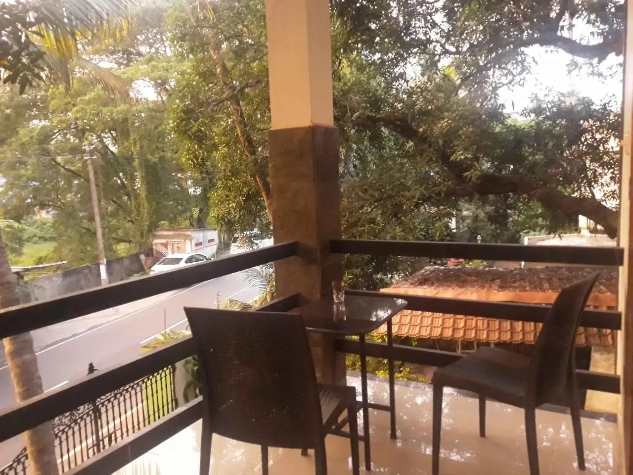 Abru'S Holidays International Travelers Alappuzha Konukevi